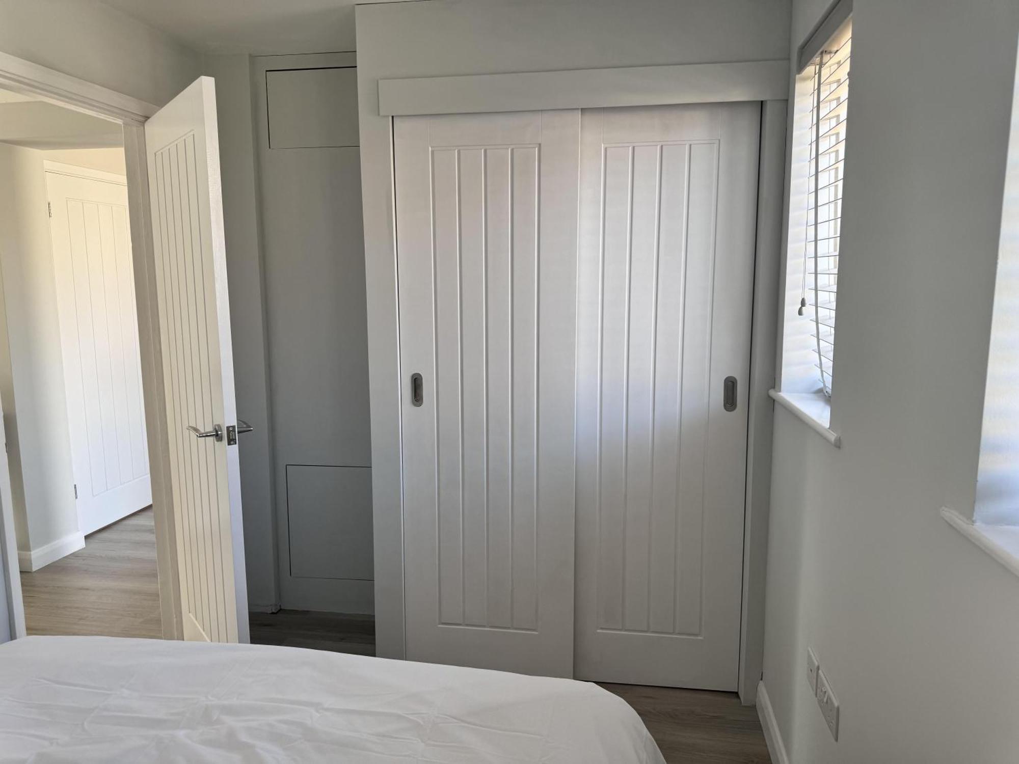 Newly Renovated 3 Bed House Near In