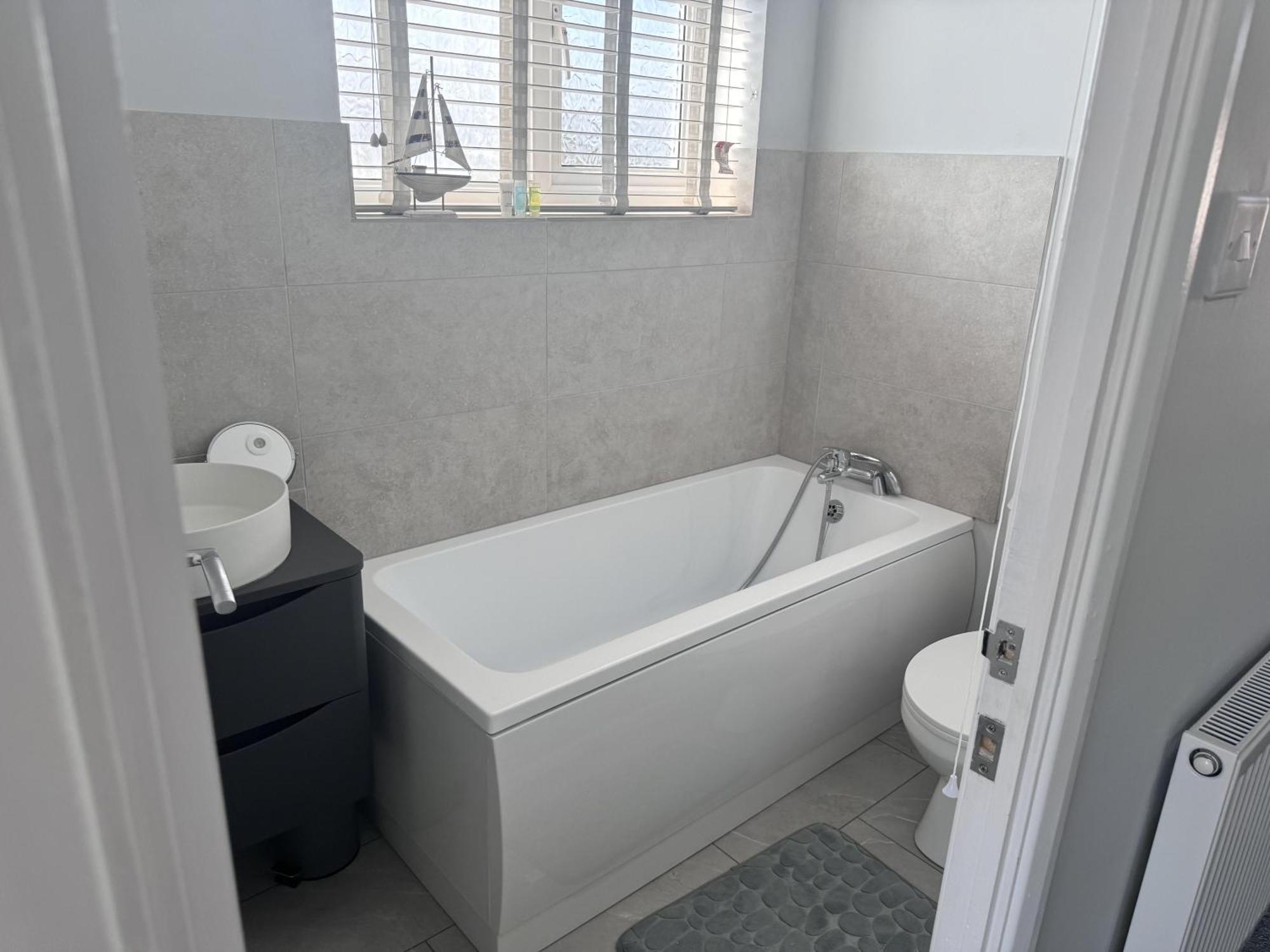Newly Renovated 3 Bed House Near In * Heacham