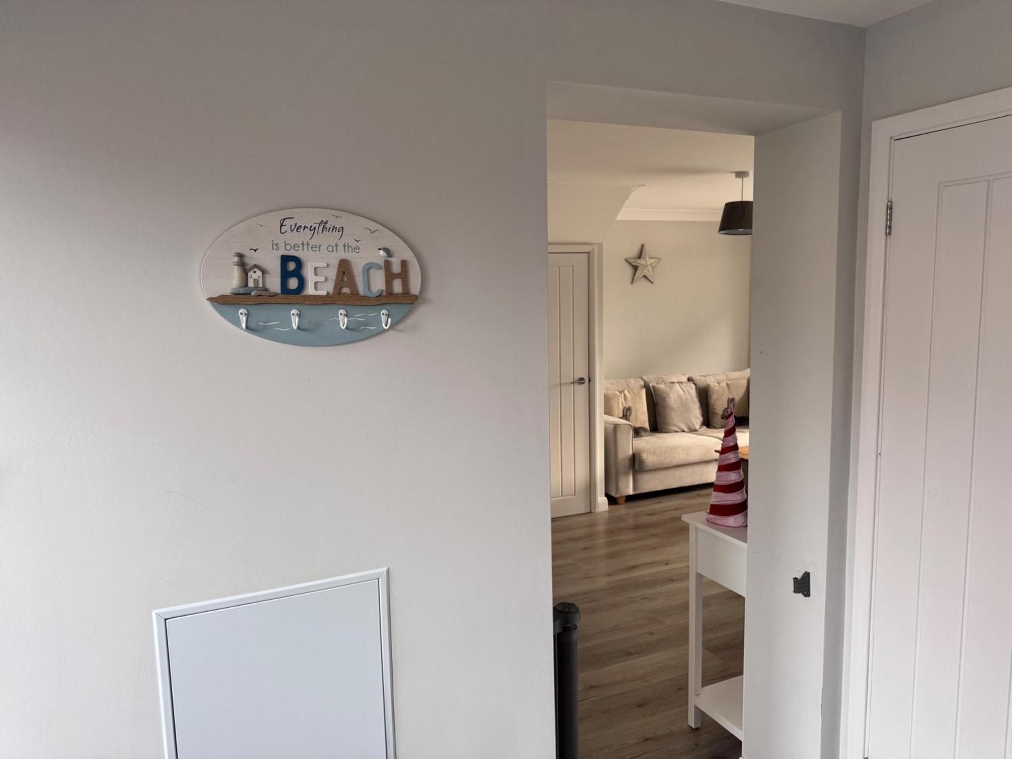 Newly Renovated 3 Bed House Near In *
